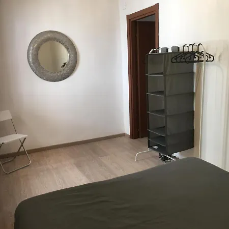 La Casa Nell'antico Cortile Catânia